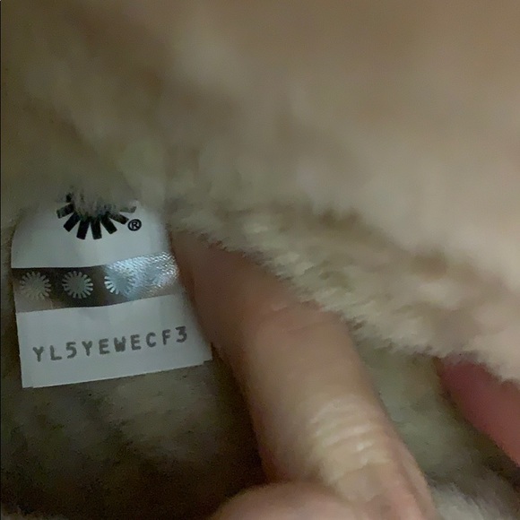 Ugg Keely Boot - Picture 8 of 8